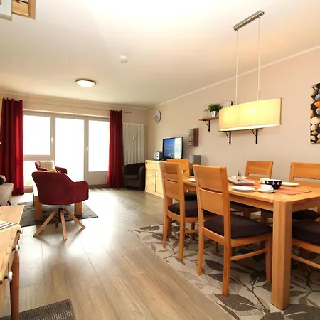 Appartementanlage Ostseeblick Poel 38 *